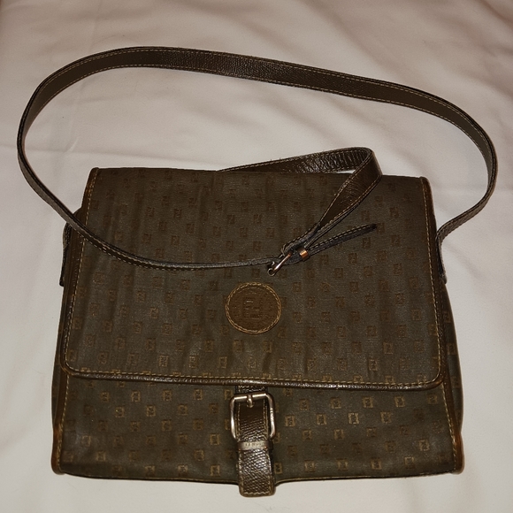 Fendi authentic vintage bag made in Italy - Picture 1 of 7